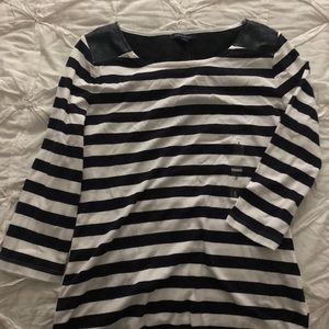 Long sleeve striped Tommy Hilfiger tee!